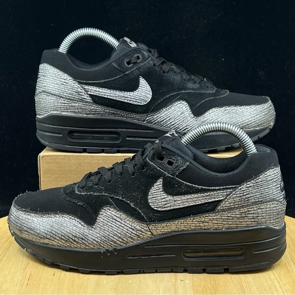 Nike Shoes - Nike Air Max 454746-005 Premium Black Metallic Hematite Women’s Sz 7.5 Running